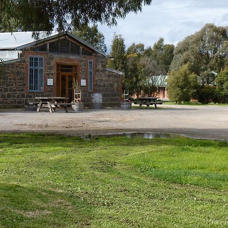 Summerfield Winery And Accommodation Pyrenees Exterior photo